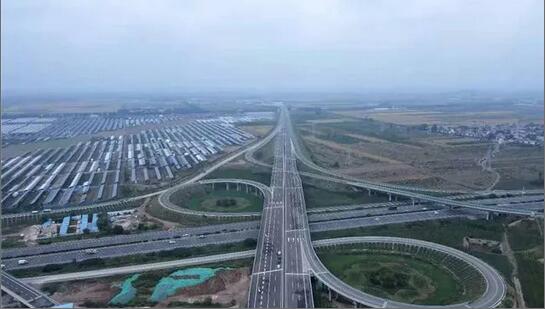 和嘉丨津石高速公路機房監(jiān)控、戶外綜合電控柜項目施工中 