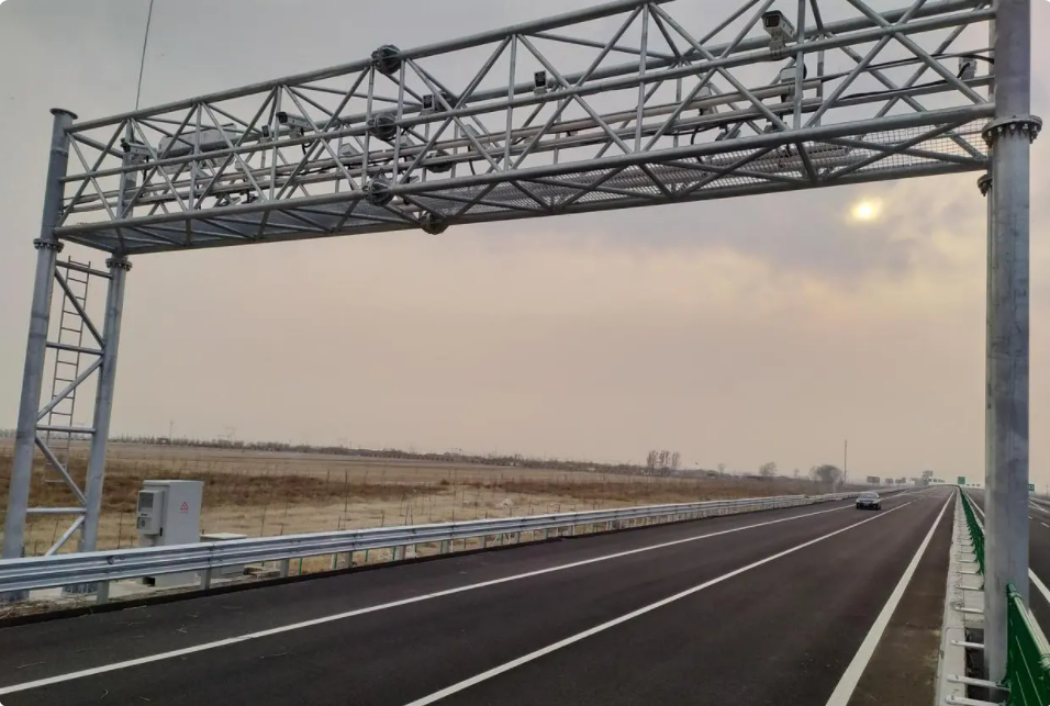 高速公路ETC一體化智能機(jī)柜，兼顧功能與整潔，設(shè)計了哪些模塊？
