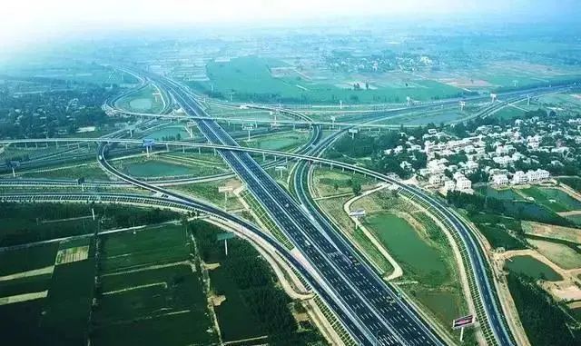 和嘉 | 助力河南鶴輝高速安裝部署機(jī)房動(dòng)環(huán)監(jiān)控4套、智能監(jiān)控箱109套